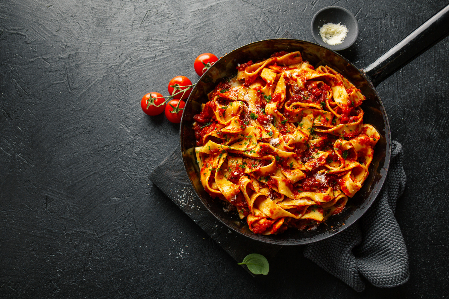 italian-spaghetti-with-tomato-sauce-pan-copy-1